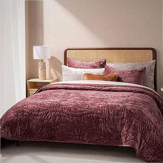 Burgundy Luxury Velvet King Quilt Set, Soft Lightweight Comforter & Shams