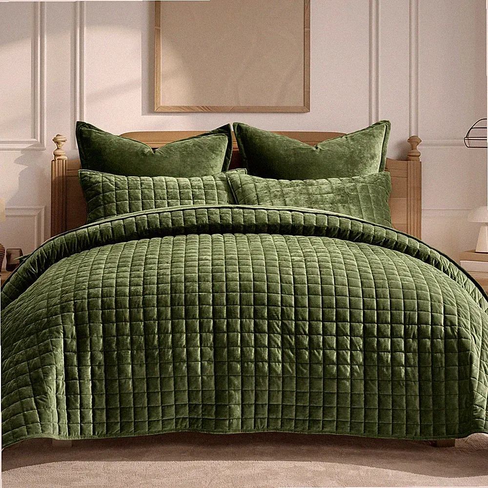 King Size Velvet Quilt Set Luxury Bedding 3-Piece Comforter with Shams Loden Gre