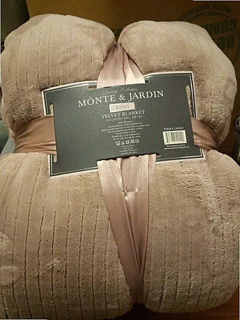 MONTE JARDIN SHERPA THROW VELVET 112x92 LUXURY KING BLANKET NWT