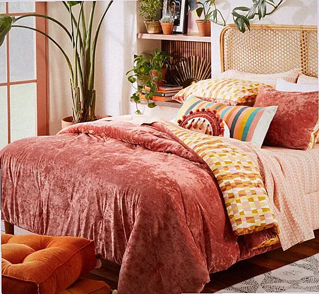 Opalhouse KING Reversible Velvet Comforter + 2 Sham Set Berry Red Rust Jungalow
