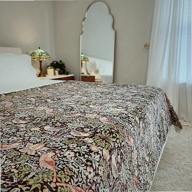 William Morris Strawberry Thief Velvet Blanket Luxury Style